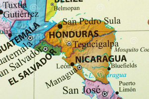 中美洲宏都拉斯的地理位置，其鄰國陸續與中共建交。圖／觀風聞