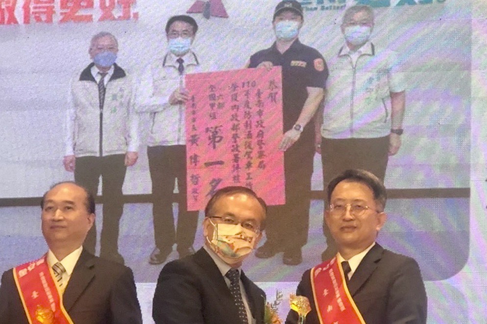 Fw: [新聞] 交通部110年道安評比 台南市榮獲金安獎