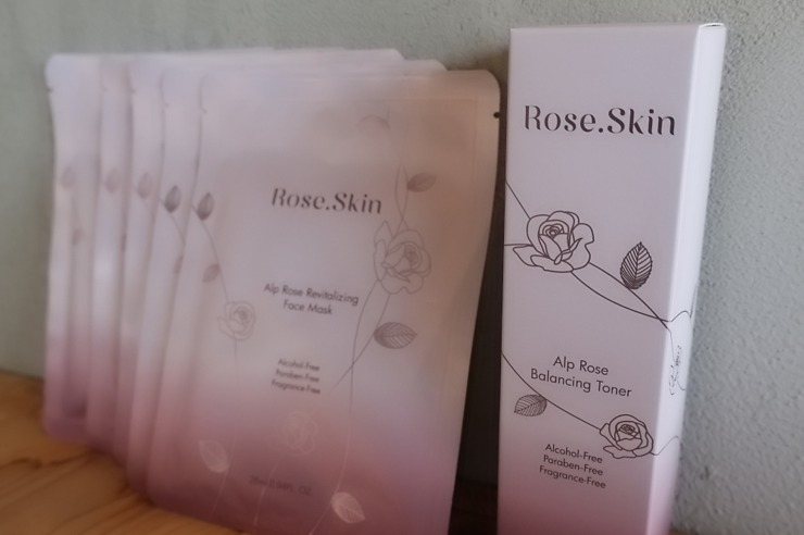 台灣品牌<u>面膜</u>開箱【Rose.skin薔薇肌】-薔薇系列保養品推薦，MIT保養品牌，小資族必備平價保養。用天然植萃，給肌膚最天然的模樣。