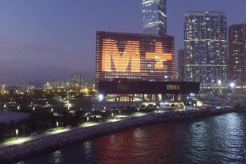香港西九文化區玩藝術、瘋打卡！M+新開幕  網紅紛朝聖