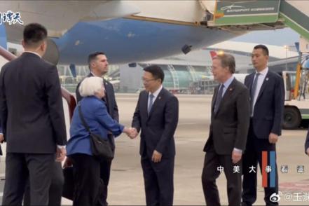 葉倫抵達廣州，開始六天對中國的訪問。 （取材自玉淵譚天公眾號）