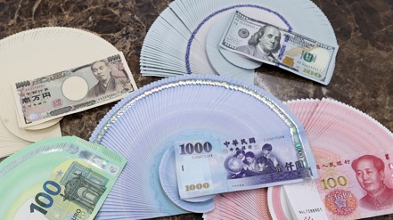截至2024年3月15日，新台幣兌美元今年累計貶值8.58角，貶值幅度為2.72%，在主要亞洲貨幣裡，貶幅僅次於日圓、韓元。 聯合報系資料照
