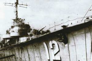 1954年6月22日，丹陽艦自左營出港，23日扣押蘇聯油輪陶普斯號。聯合報曾以頭版報導此事。圖／取自國防部海軍司令部網站