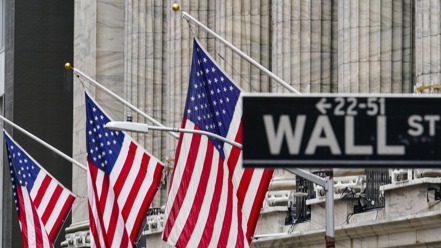 根據最新的Markets Live Pulse調查，今年美國股市漲勢強勁，料足以承受債券殖利率的又一輪上漲。 美聯社
