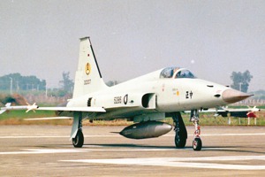台東志航基地兩架F-5E戰機失事，圖為潘穎諄上尉駕駛的編號5286戰機。圖／聯合報系資料照片