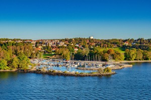 距離瑞典首都斯德哥爾摩不到半小時車程的利丁厄島，是瑞典知名富豪聚居區。路透
