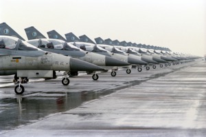 1997年4月15日，國內第一支IDF經國號戰機聯隊在台中清泉崗空軍基地舉行成軍典禮。圖／聯合報系資料照片