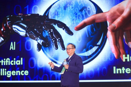 廣達董事長林百里9月15日出席2023台灣人工智慧年會時點明「AI力即國力」，在他眼中AI就像是科技革命，笑說自己要像國父一樣有革命精神來經營。 記者余承翰／攝影