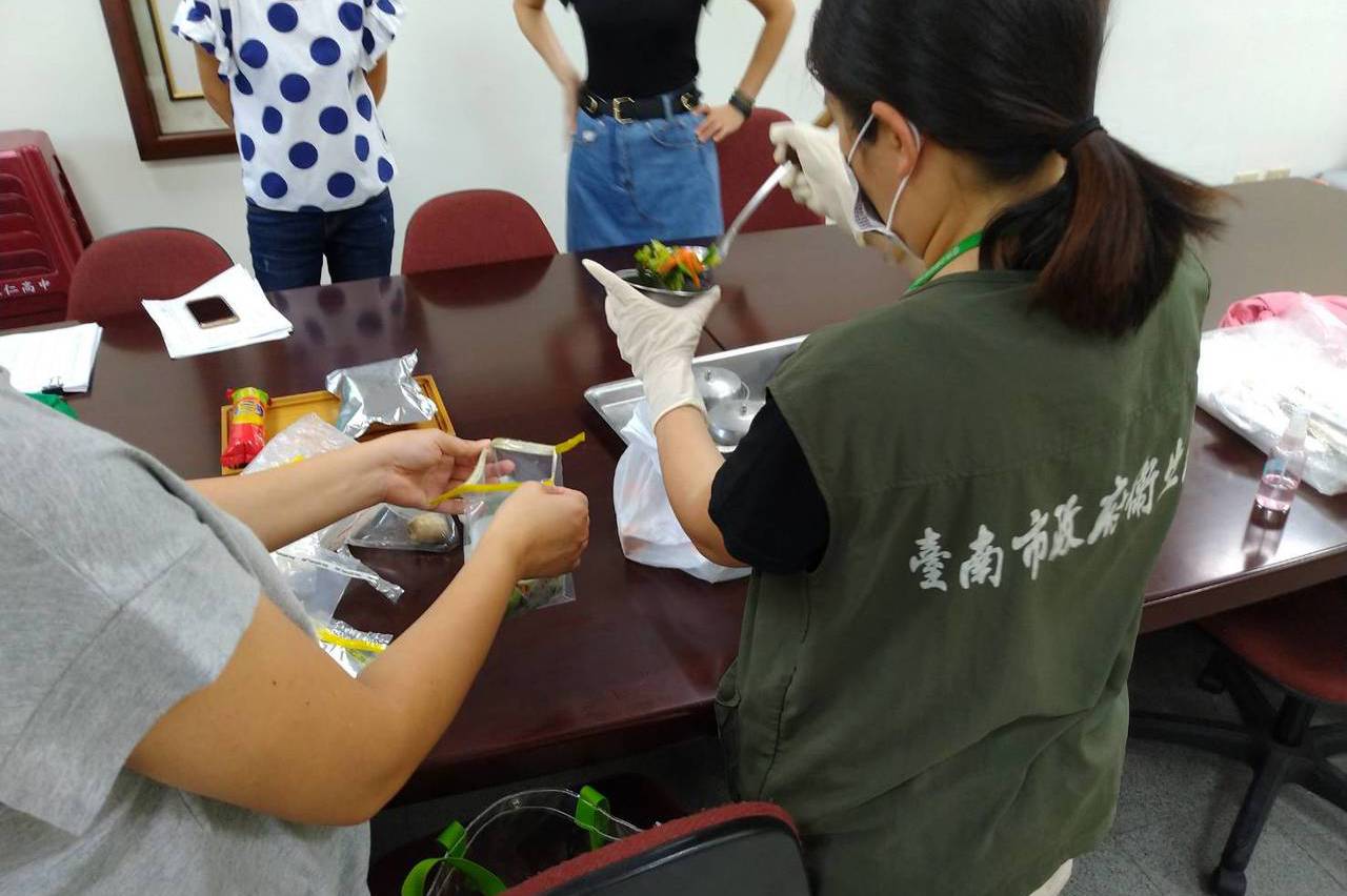 相隔1周 台南市再傳學校百人集體腸胃不適 | 聯合新聞網