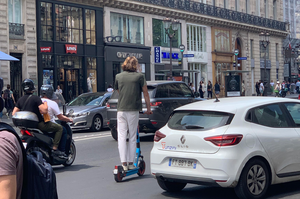 減碳助手成交通殺手 曇花一現的巴黎共享滑板車
