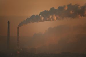 環境部修法限制汙染物VOCs 估200石化業者受影響