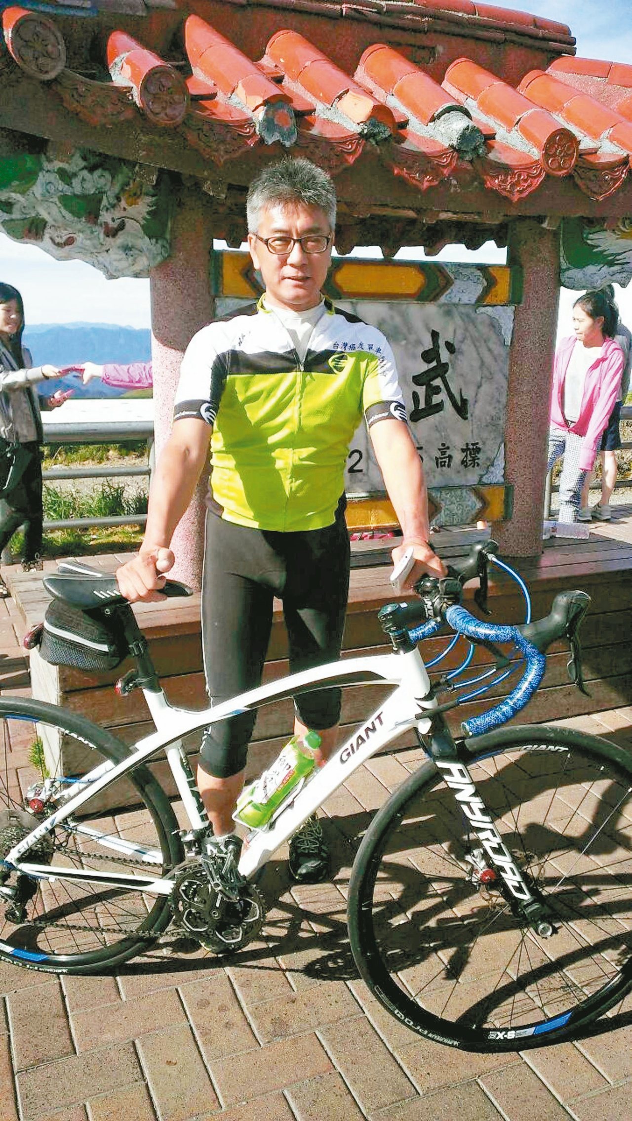林家修參加癌友單車協會，和夥伴們一起運動找回健康。