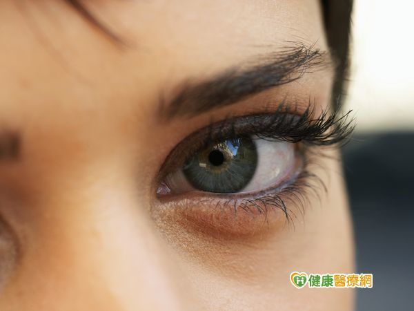 眼屎可透露眼部健康狀況。
