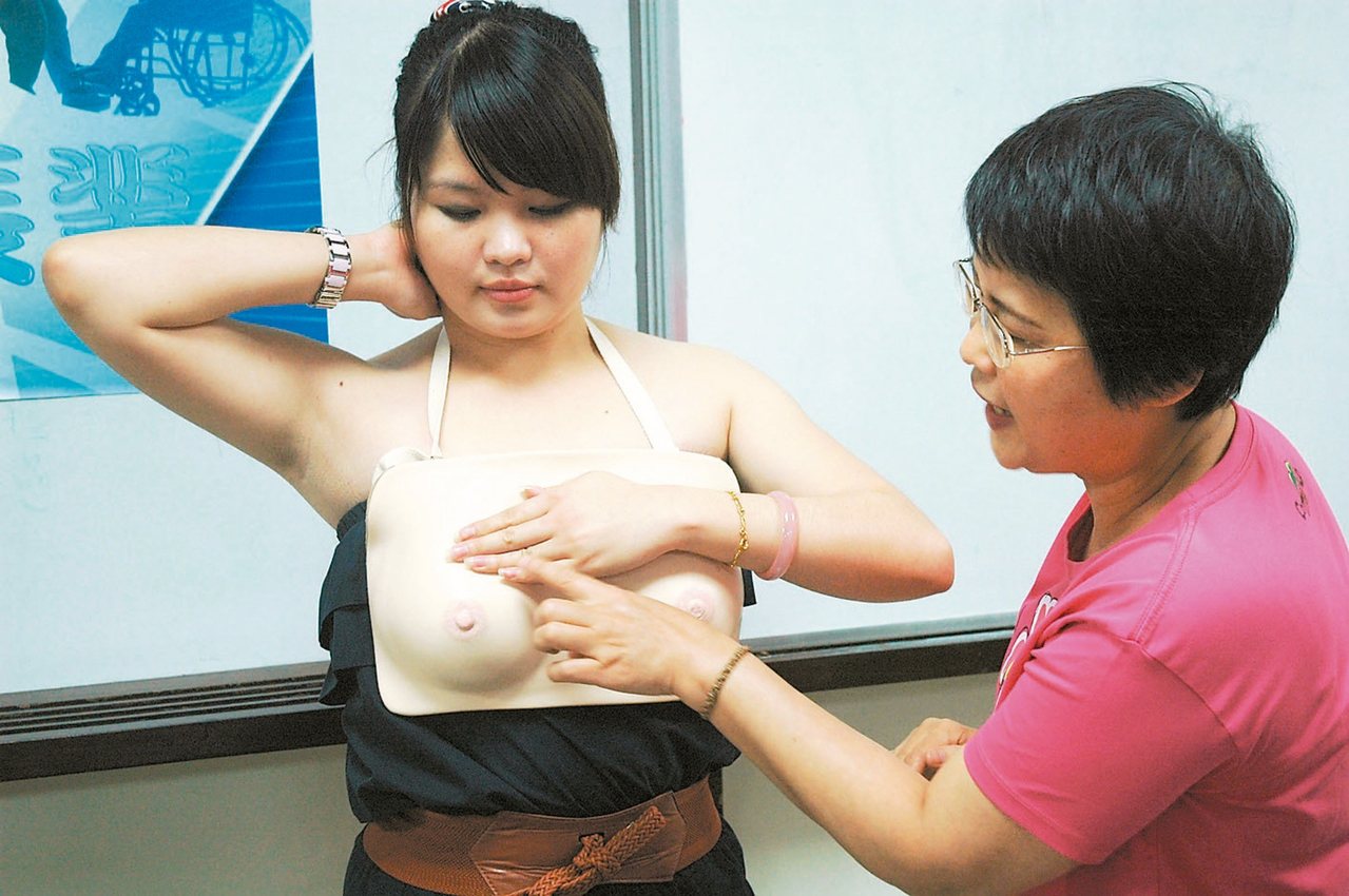 專家表示，乳癌發生率有攀升趨勢，女性一定要定期檢查。