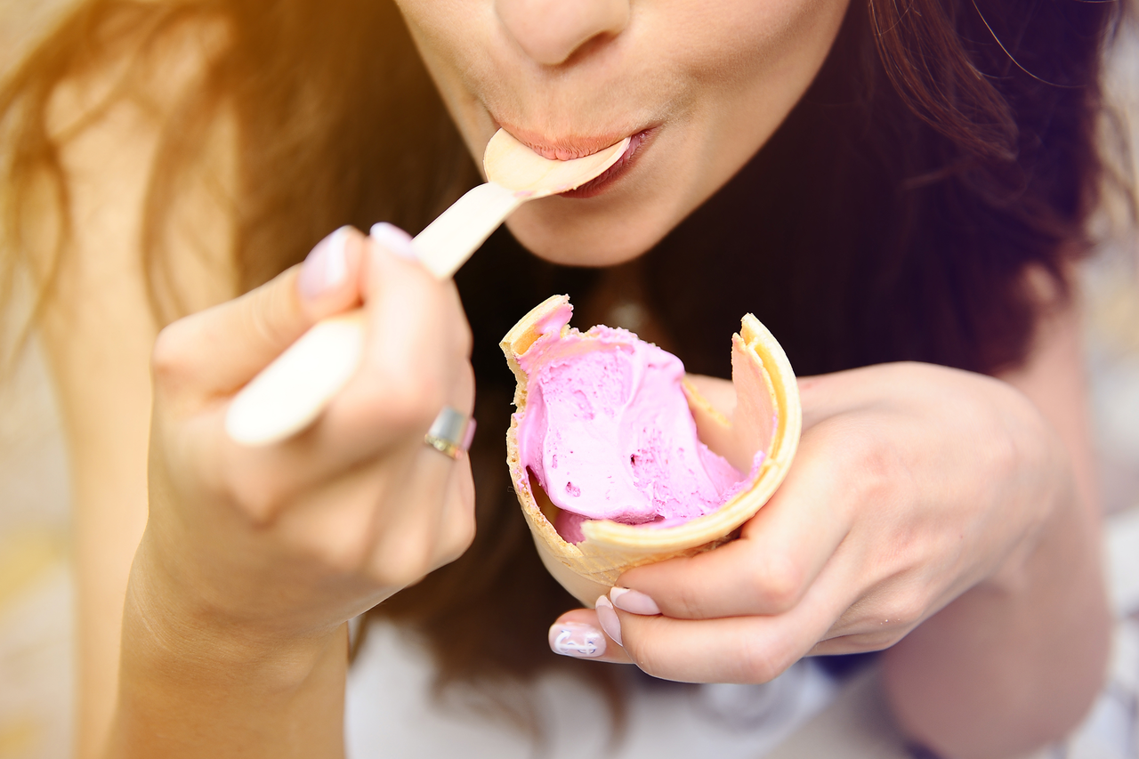 酷愛冰淇淋的羅馬第二大學教授桑奎尼表示，他發明的義式冰淇淋（gelato）不但可以延年益壽，還可以讓人跑得更快。