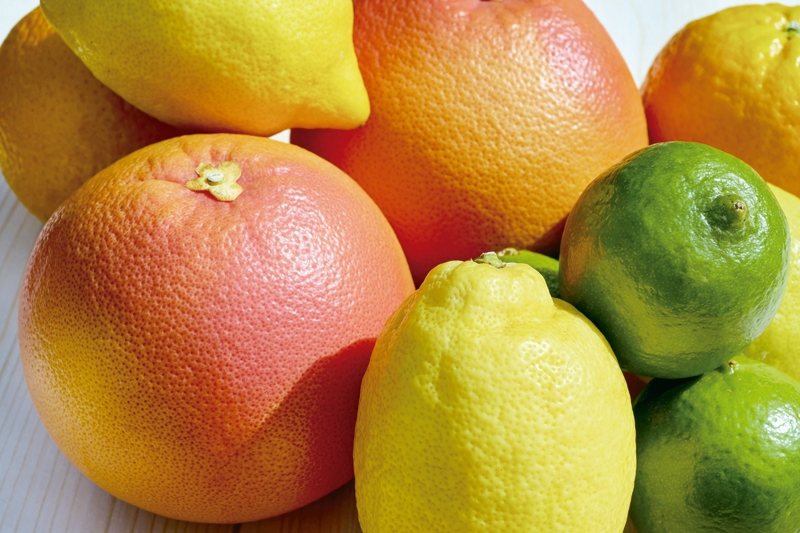 一項研究顯示，每天吃一個柑橘類水果，可降低阿茲海默症風險。