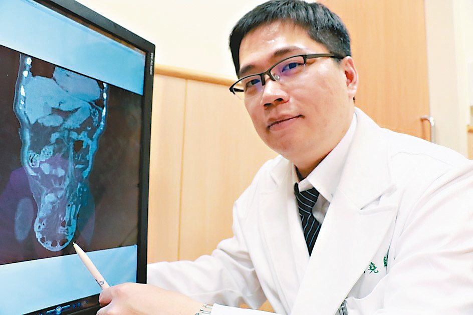 台中慈濟醫院一般外科醫師高國堯表示，疝氣通稱「墜腸」，任何年齡層都可能罹患。