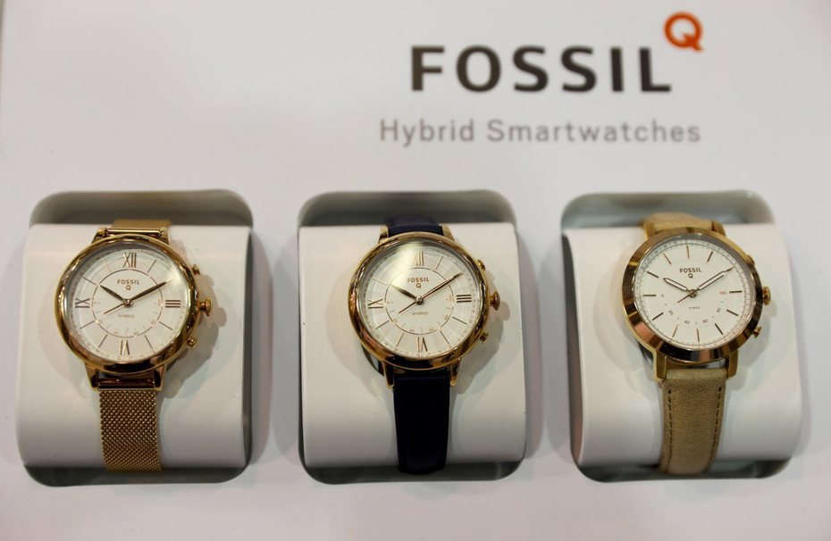 Google買下Fossil的智慧手表部門，整合軟硬體。 路透
