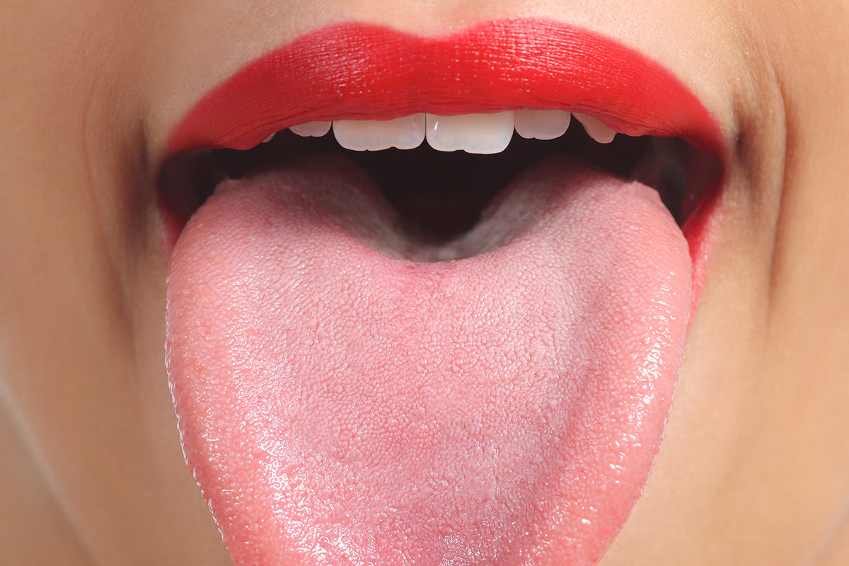 從舌頭的大小、顏色和舌苔可以看出的身體異常有哪些？
