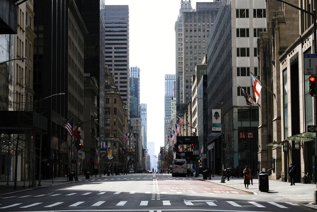 疫情下的紐約街頭宛如空城。
