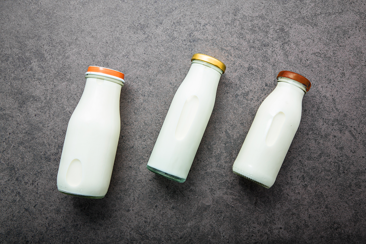 牛奶是主要補充鈣質的來源之一，但營養師調查發現，每千人中幾乎無喝牛奶習慣之民眾高達37％，其中有1/3以上的民眾喝牛奶會產生不適的症狀，因而對牛奶望之卻步，且「自覺」患有乳糖不耐症。