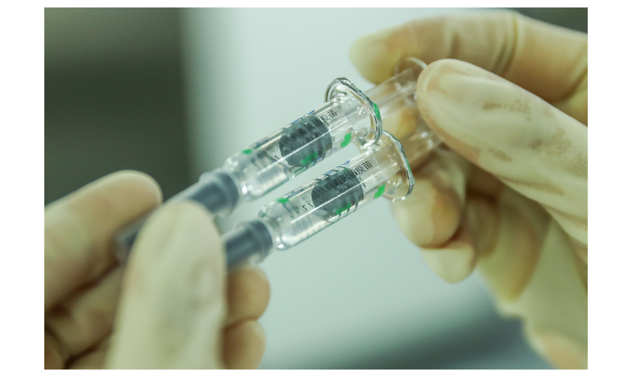 國藥集團中國生物的新冠病毒滅活疫苗已獲大陸官方批准附條件上市。新華社