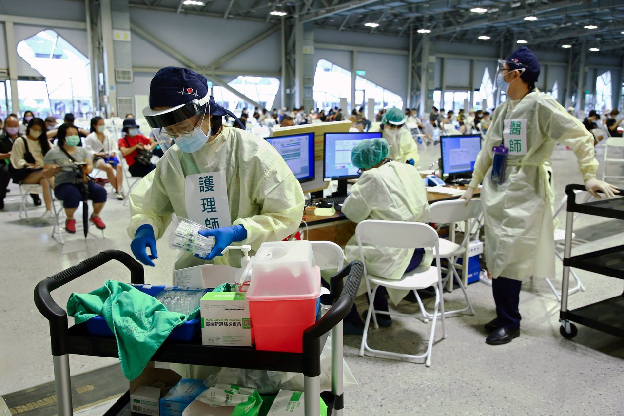 據彭博調查，台灣防疫韌性本月排全球第41，比上月退後一名。路透