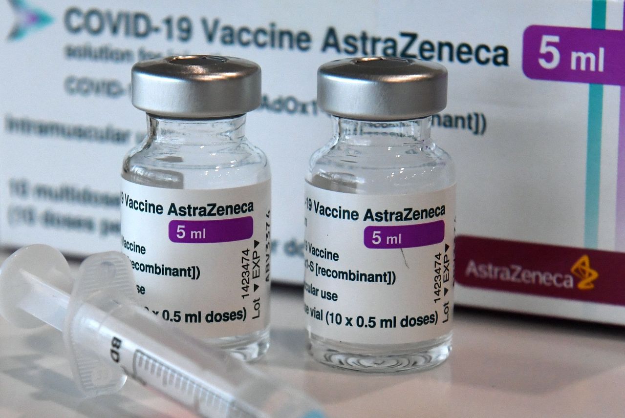 指揮中心今天宣布將再有65.6萬劑自購的AZ疫苗抵台，總計已到貨502.3萬劑，超過五成。