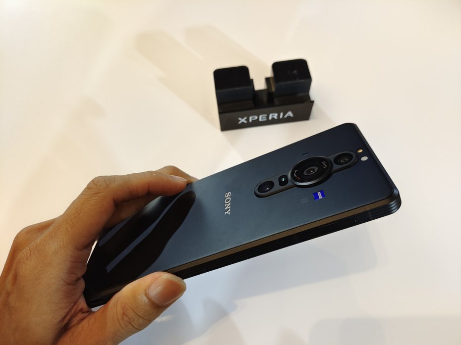 Xperia PRO-I搭載了由RX100 VII相機的感光元件優化而來的1吋感光元件。張剛瑋攝影