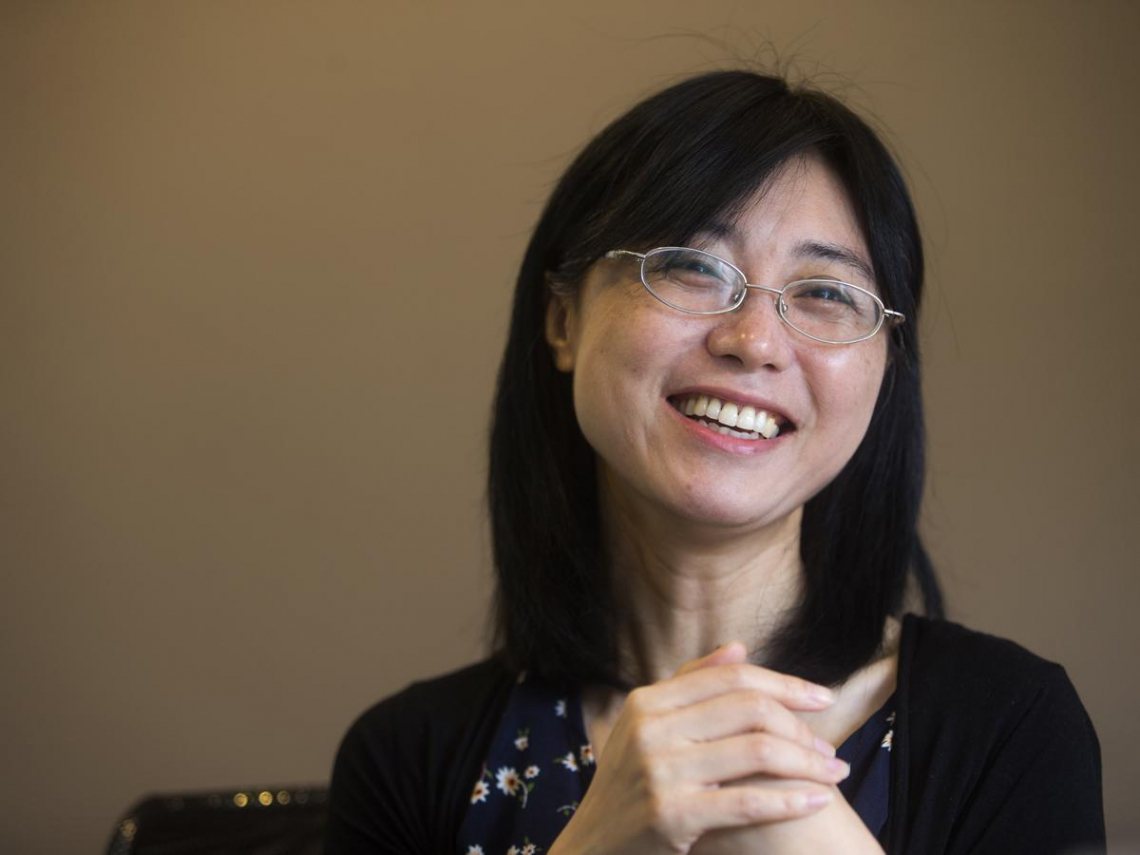 賴芳玉是台灣知名的家事律師，曾協助多名女藝人的離婚訴訟。