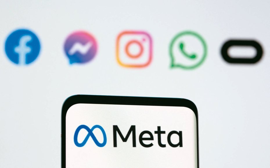 近日傳出Meta正在建立新部門，研擬為Facebook、Instagram以及WhatsApp建置相關付費功能。（路透）