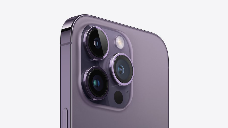 iPhone 14 Pro系列9月16日開賣，不少果粉可在當天拿到首批新貨，其中又以紫色款最為熱門。（翻攝自蘋果官網）