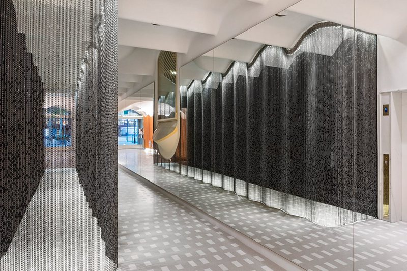 光影簾幕藝術裝置 Casa Batlló Installation