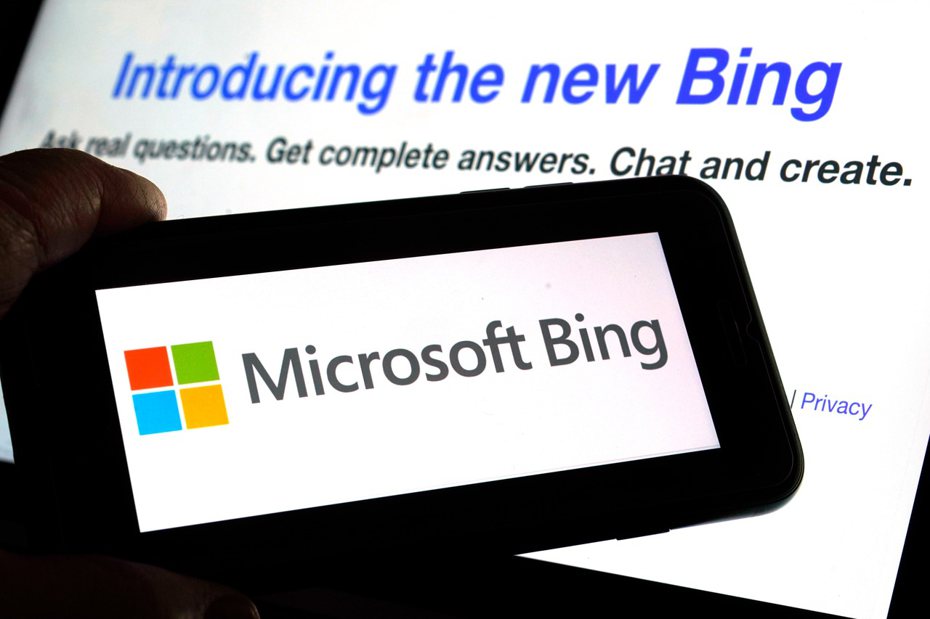微軟新版Bing搜尋引擎整合聊天機器人ChatGPT人工智慧（AI）技術。示意圖／美聯社