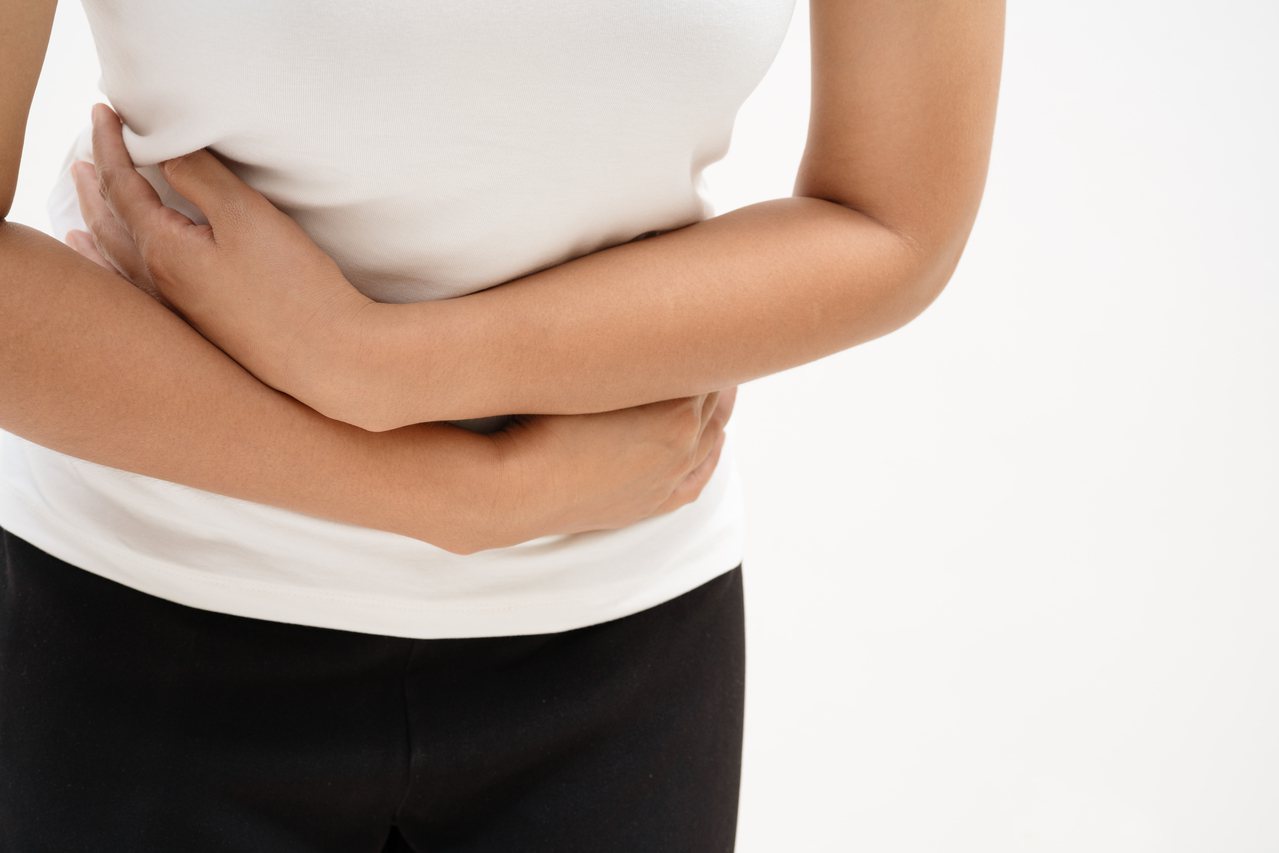 胃癌通常不具特異性的症狀，部分患者可能出現上腹部不適、體重減輕、食慾不振等表現。