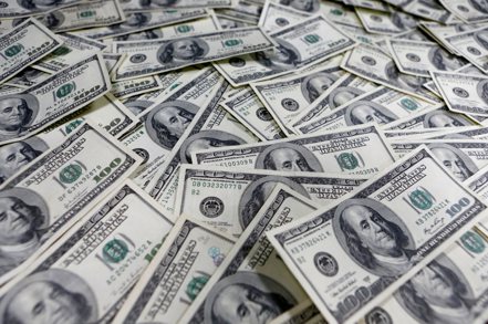 美元周四（24日）對多數貨幣走升，投資人等待聯準會（Fed）主席鮑爾周五在傑克森洞央行年會演說。路透