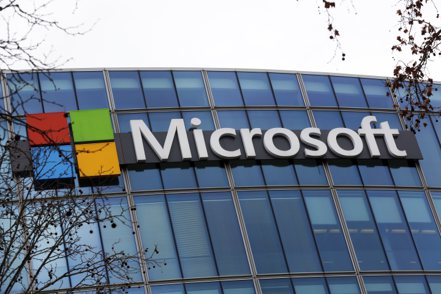 美國國稅局要求微軟（Microsoft）補稅289億美元，微軟不服要上訴。美聯社