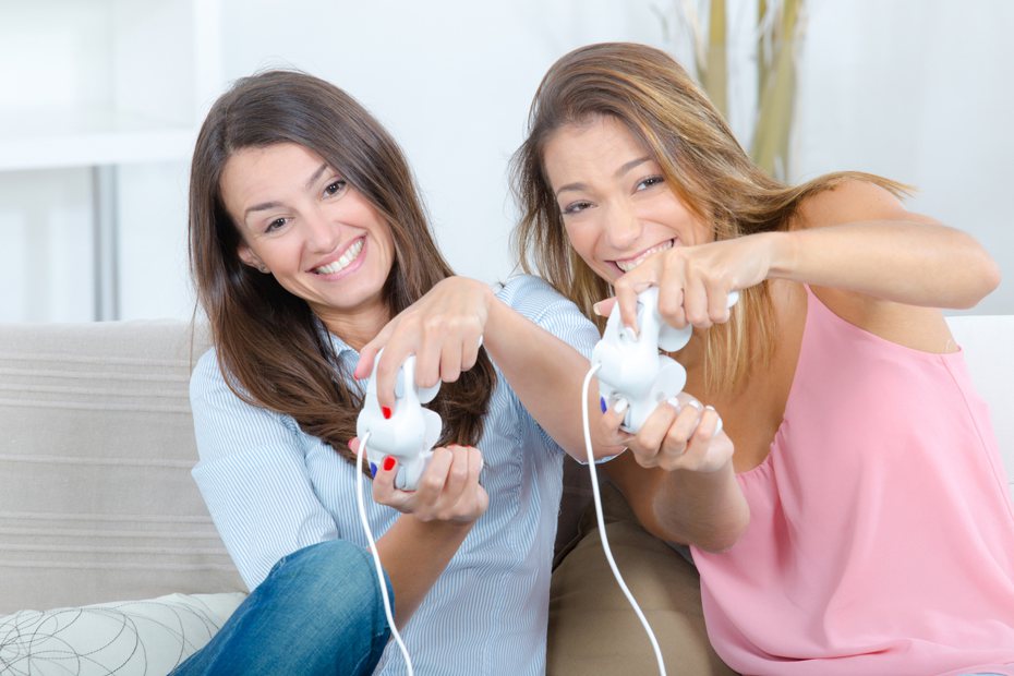 外媒調查指出，玩遊戲不僅可以娛樂，還可以增加心理健康、抗焦慮等多項效果。圖／ingimage