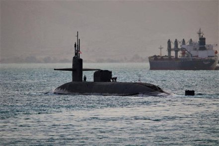 美國官員稱，國防部在波斯灣地區部署了佛羅里達號核動力攻擊潛艦。 路透