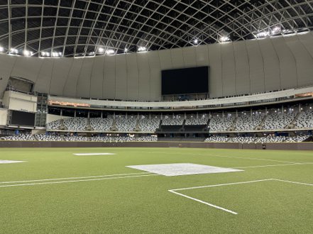 棒球亞錦賽12月3日開打，首場於台北大巨蛋「中韓大戰」遭到秒殺，遠雄將加開4000個座位，28日開放搶票。圖/聯合報系資料照