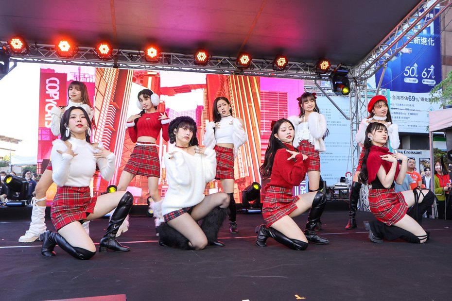 女团「GENBLUE幻蓝小熊」宣布明年1月28日将前往日本登上「福冈音乐祭」舞台。记者沈昱嘉／摄影
