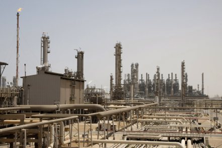 產油大國沙烏地阿拉伯為何願意接受COP28決議？ 消息人士透露，原因在於協定提供選項，讓各國能遵循自身的能源轉型路徑。 美聯社