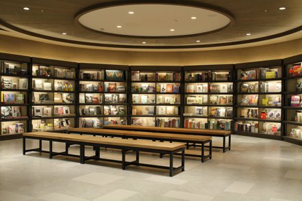 誠品生活松菸24小時書店將於1月20日試營運，書量將擴增3倍、品項逾10萬種等同敦南書店規模。 誠品生活／提供