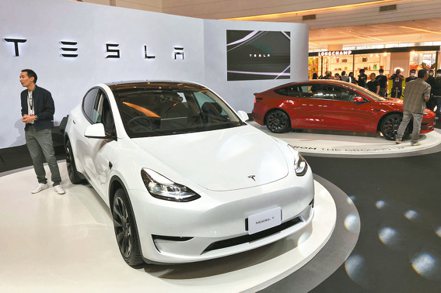 美國電動車大廠特斯拉公布，2023年第4季交車量和生產量雙雙優於預期。   （美聯社）