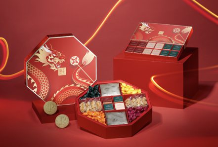 半島精品店以「龍」為意象推出新年禮盒。圖/摘自品牌官網