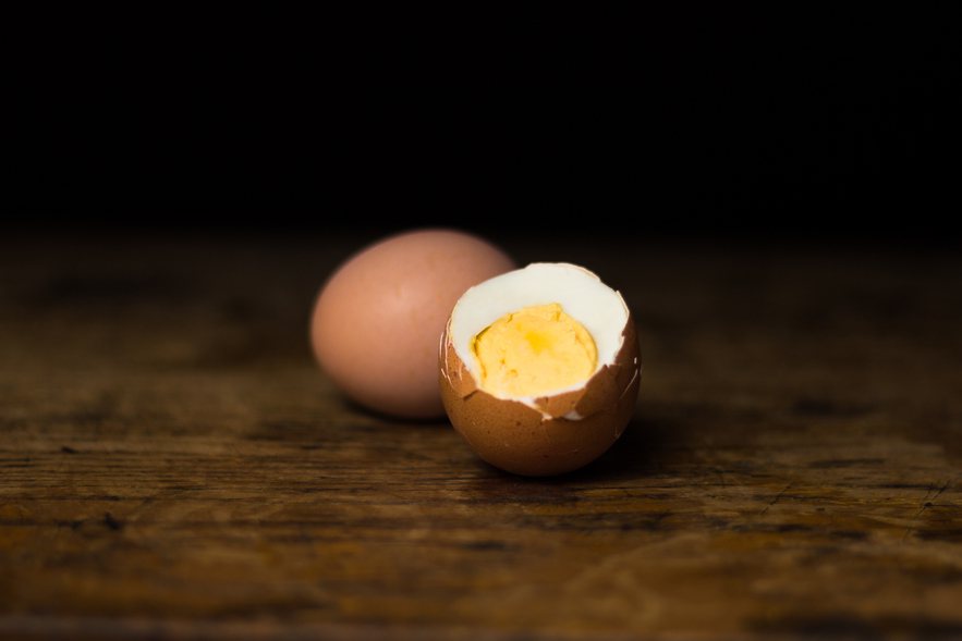 水煮蛋是種好吃又百搭的食物，但要煮出漂亮、光滑又好剝的水煮蛋，卻是讓許多人傷透腦筋。