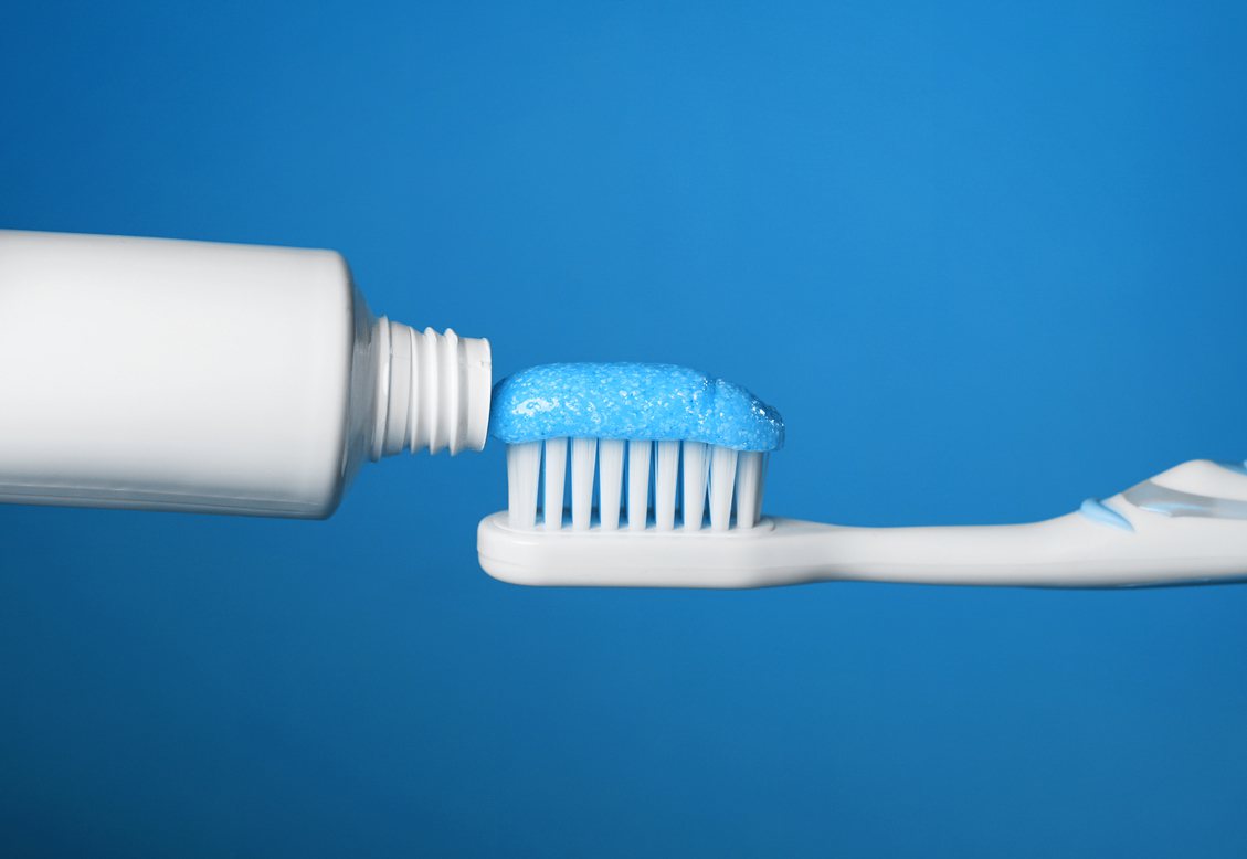 我們都知道我們應該每天刷牙，並且使用牙線或漱口水，但所有這些努力都可能因為刷牙方式不正確而付諸東流。