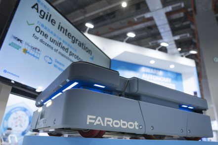凌華與鴻海集團合資的法博智能（FARobot）正全力卡位機器人商機。圖/鴻海提供