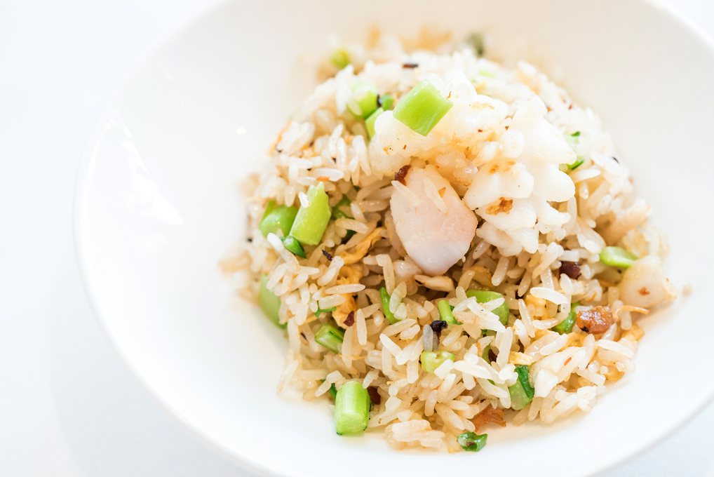 米飯為國人常吃的主食，無論是白飯或炒飯，遵循前述食物處置原則，即可減少食物中毒的發生。