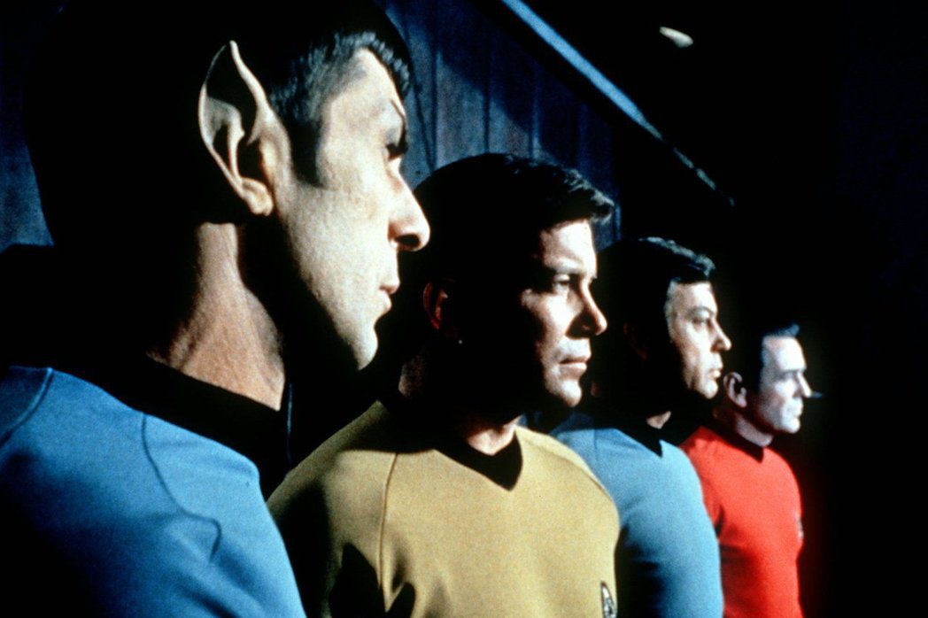 英語世界裡BL同人的崛起，大約可追溯到70年代，科幻影集《星艦迷航記》（Star Trek）中，寇克船長（Captain Kirk）和史巴克（Spock）的情誼成為許多創作者的主題。 圖／美聯社
